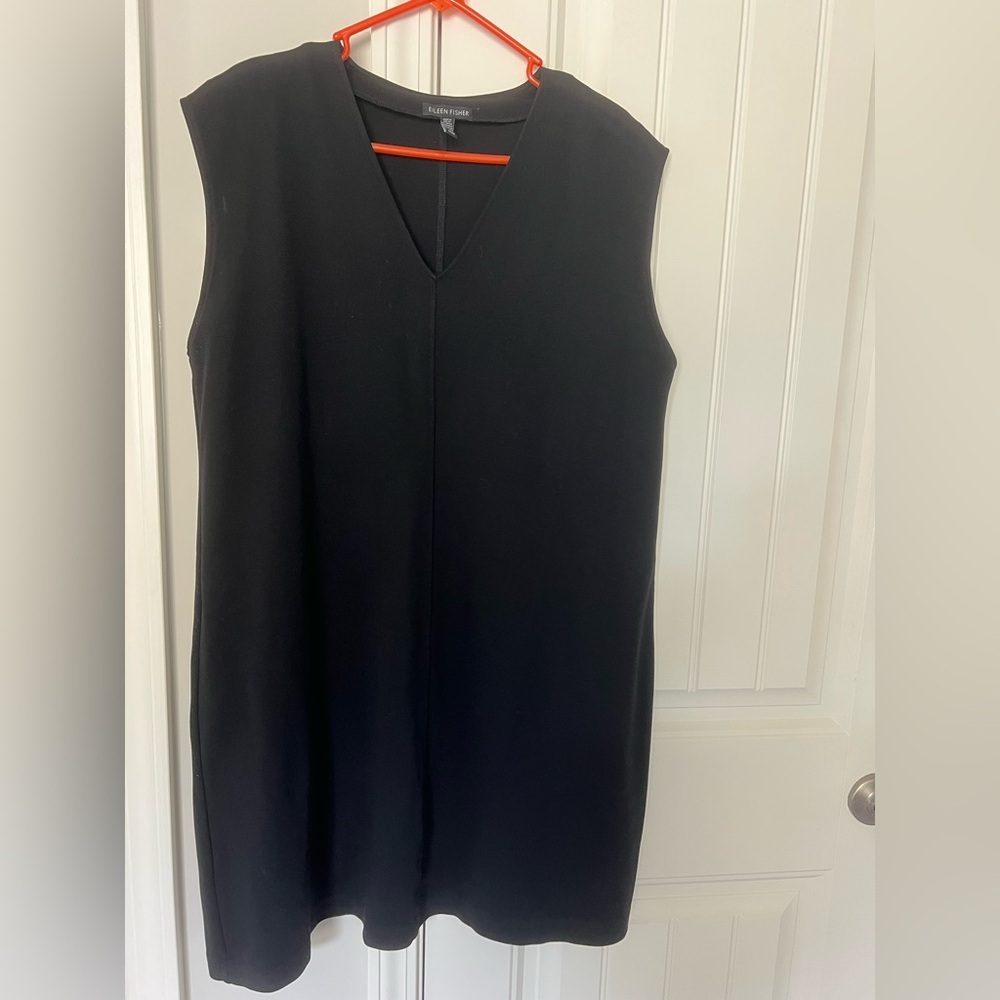 Eileen Fisher Dress/Top. Black Medium. Very good condition. Sleeveless. V-neck
